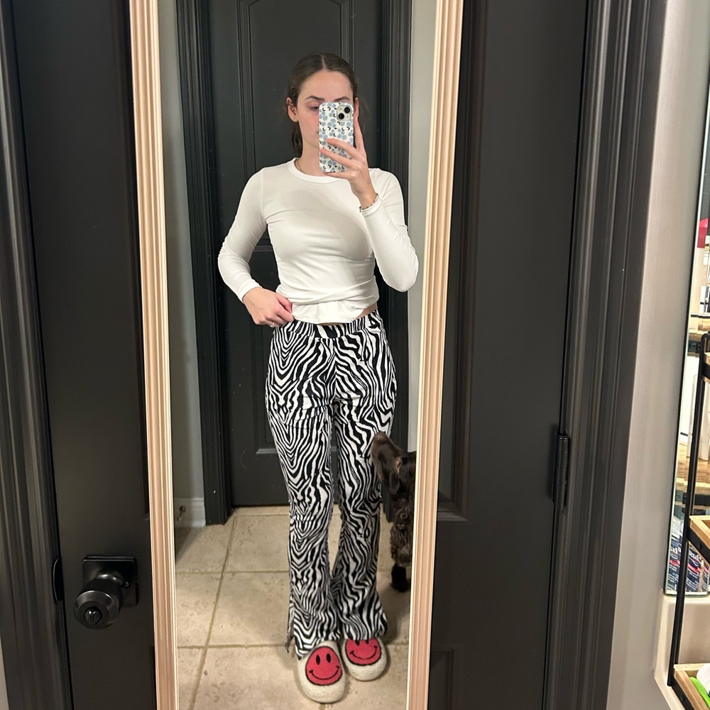 Amazon Black and White Zebra Print Wide Leg Pants